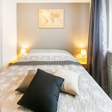 In Near Bergherbos * Kilder