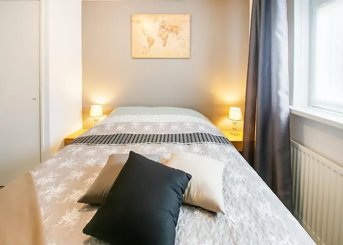 In Near Bergherbos * Kilder